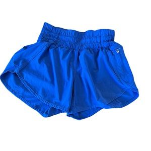 Lululemon Tracker Shorts 4”